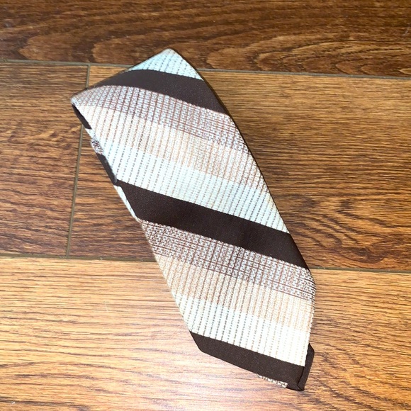 Givenchy Other - Givenchy Gentlemen Vintage Striped Tie
